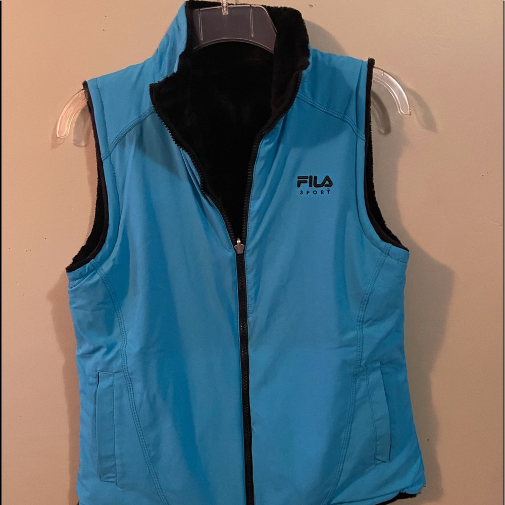Women’s Fila Reversible Sleeveless Vest.Athletic
